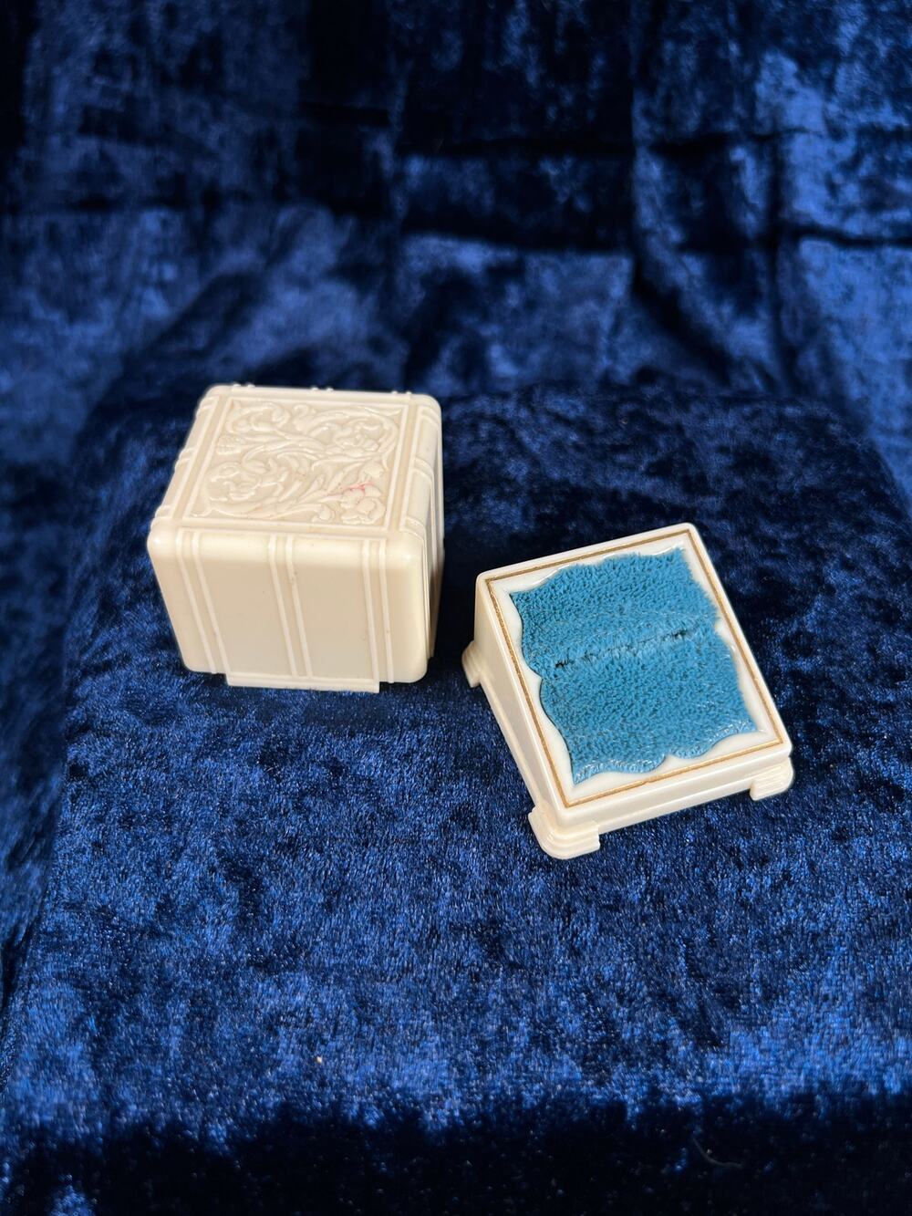 Antique Celluloid Ring Box – Art Deco Floral Ivorine Footed Presentation Case